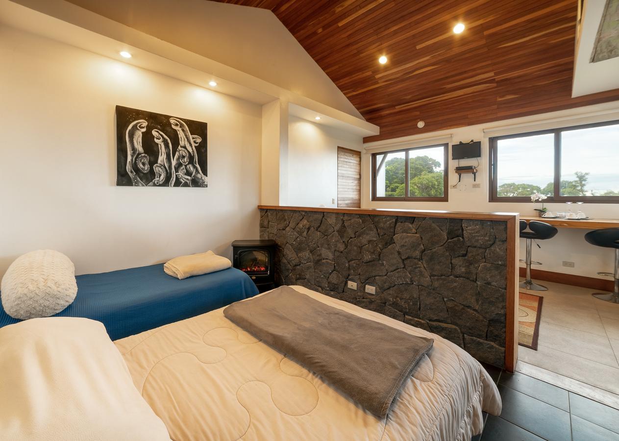 Altura Hotel Poasito Luaran gambar