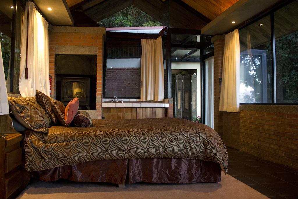 Altura Hotel Poasito Luaran gambar